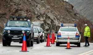 به گزارش حاشیه سود و به نقل از خبرنگار مهر، تردد تمام وسایل نقلیه از محور چالوس و آزادراه تهران - شمال مسیر (رفت و برگشت) تا ساعت ۱۷ ممنوع است.