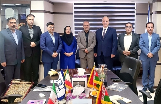 به گزارش حاشیه سود به نقل از وبدا، این دیدار با هدف بررسی و شناسایی فرصت‌های همکاری در زمینه‌‌های آموزش پزشکی و هوش مصنوعی برگزار شد که می ‌تواند گامی اساسی در تقویت روابط علمی آموزشی میان دو کشور باشد.