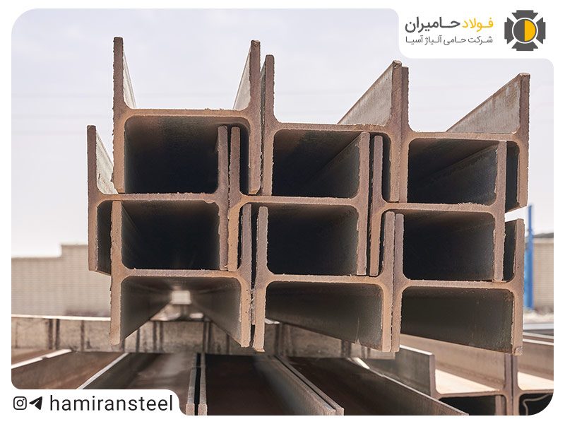 به گزارش حاشیه سود: طی روزهای اخیر، بازار تیرآهن شاهد نوساناتی در قیمت‌ها بوده که این تغییرات از شنبه، ۱۹ آبان تا روز ، ۲۲ آبان ۱۴۰۳ به‌طور مشهودی خود را نشان داده است. در این گزارش به بررسی دقیق روند تغییرات قیمتی تیرآهن در این بازه زمانی پرداخته‌ایم تا تصویری شفاف از وضعیت بازار در اختیار شما قرار دهیم.