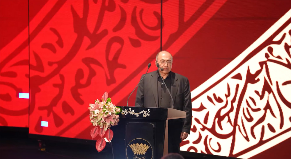 به گزارش حاشیه سود: او در همایش «خان هشتم» که با حضور برخی از برترین کارآفرینان کشور در مرکز نمایشگاه‌های برج میلاد برگذار شد، از چند دهه تلاش و تجربه‌ای می‌گوید که آسان به دست نیامد.