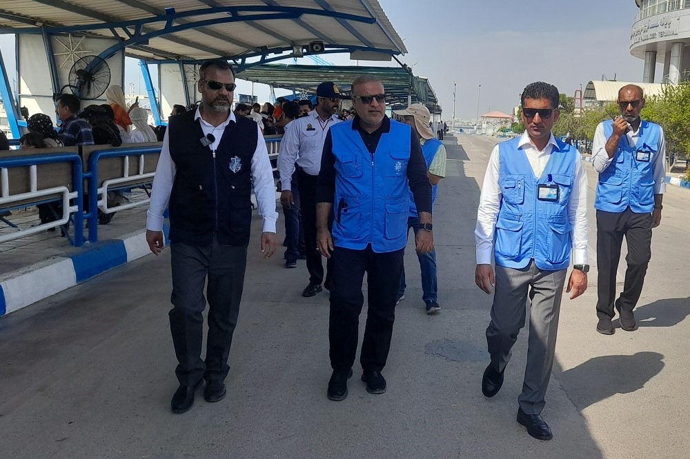 به گزارش حاشیه سود، مصطفی کنگانی در این بازدید که صبح روز دوشنبه چهارم فروردین‌ماه 1404 انجام شد، اظهار کرد: بیش از 80 درصد ترددهای مسافری کشور از طریق بنادر مسافری استان هرمزگان انجام می‌شود.