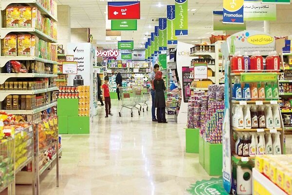 به گزارش حاشیه سود به نقل از مهر، روزهای آخر بهار شرایط سختی برای کشور رقم خورد و حمله ددمنشانه رژیم صهیونی به همراه پدرخوانده‌اش، در بیست و سوم خرداد ماه تأمین بازار کالاهای اساسی را وارد شرایط ویژه کرد.