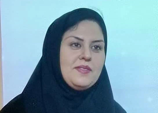 به گزارش حاشیه سود: سارا ناظمی، دکتری ایرانشناسی با بیان این مطلب بکه بشر از ابتداي خلقت تاکنون رابطه تنگاتنگی با محیط و طبيعت پیرامون خود داشته و از آن تأثير پذيرفته و بر آن اثرگذار بوده است، در گفت‌وگو با نقدبازار اظهار کرد: انسان به دنبال این رابطه دوسویه همواره در پی شناخت محیط اطراف خود بوده است.