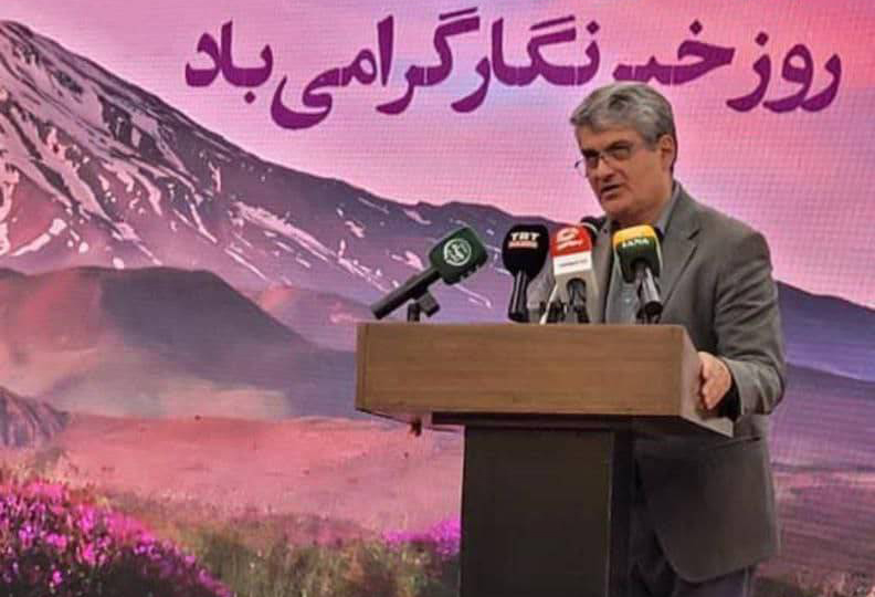 به گزارش حاشیه سود: طی گفتگویی روستانیوز با این استاد دانشگاه با جزئیات بیشتری به نظرات ایشان پرداخت.