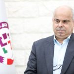 به گزارش حاشیه سود: عباس عبدالخانی؛ رایزن بازرگانی جمهوری اسلامی ایران در قطر| روز ملی صادرات فرصتی است برای ارج نهادن به تلاش بی‌وقفه صادرکنندگان کالا و خدمات ایرانی که علیرغم چالش‌ها و محدودیت‌های متعدد، مسیر توسعه صادرات غیرنفتی کشور را هموار می‌کنند. صادرات، نه‌تنها عامل اصلی افزایش درآمدهای ارزی و تقویت تراز تجاری کشور است، بلکه موتور رشد اشتغال، ارتقای توان تولید داخلی و افزایش رقابت‌پذیری اقتصاد ملی به شمار می‌آید.