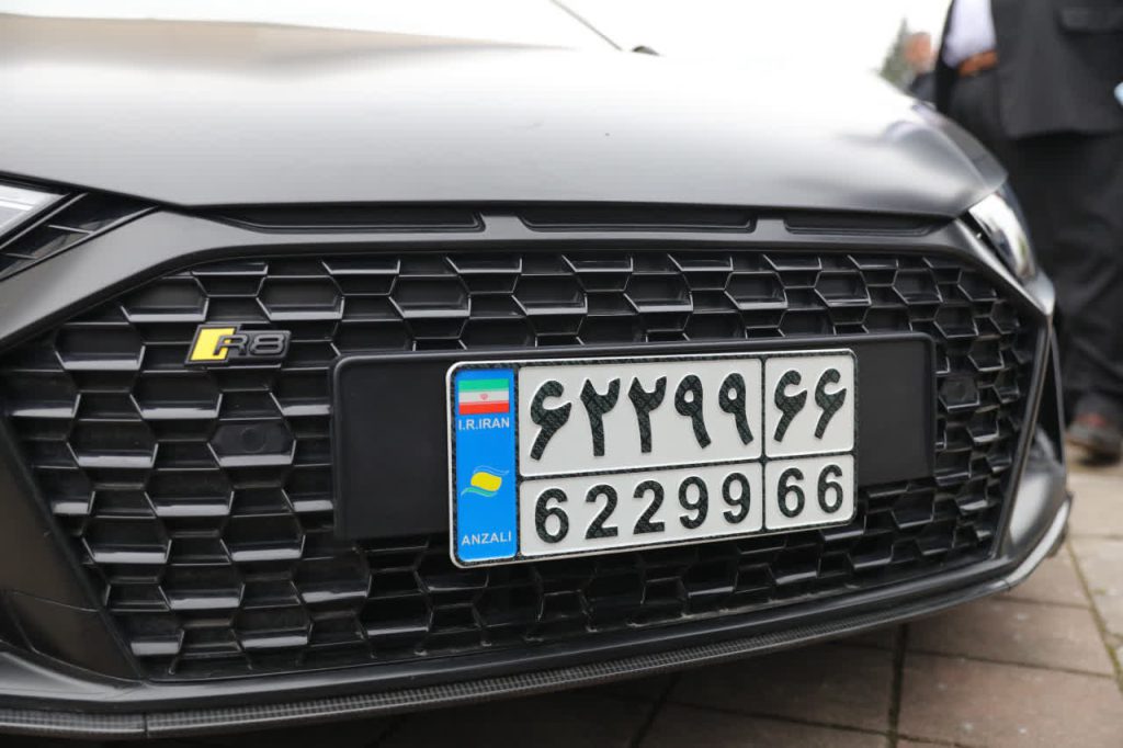 به گزارش حاشیه سود به نقل از روابط عمومی و امور بین‌الملل سازمان منطقه آزاد انزلی: در این جلسه، راهکارهای کاهش تصادفات جاده‌ای و ارتقای ایمنی تردد در محورهای مواصلاتی استان گیلان مورد بحث و بررسی قرار گرفت.