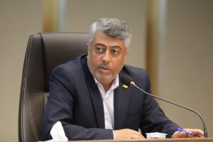 به گزارش حاشیه سود به نقل از روابط عمومی و امور بین الملل سازمان منطقه آزاد انزلی؛ مجید فاتحی عضو هیئت مدیره و معاون توسعه اقتصادی و سرمایه گذاری سازمان، با تصریح بر اینکه اعلام شعار راهبردی با محوریت اقتصاد مقاومتی، از سوی سومین رهبر عالیقدر جمهوری اسلامی،فرصت خوبی برای معرفی و بهره‌برداری از ظرفیت‌های مناطق آزاد در عرصه ملی و بین‌المللی است، از آمادگی سازمان متبوع خود جهت اجرای شعار اقتصاد مقاومتی مقام معظم رهبری خبر داد.
