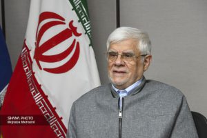 به گزارش حاشیه سود به نقل از پایگاه اطلاع‌رسانی رسانی معاون اول رئیس‌جمهوری، محمدرضا عارف عصر سه‌شنبه (پنجم خرداد) در نشست تنظیم بازار و شورای عالی مسکن با اشاره به ضرورت بازسازی و از سرگیری تولید در بخش‌های مختلف پس از جنگ تحمیلی سوم، گفت: امروز راهبرد دولت این است که گاز و برق مورد نیاز صنایع کشور ازجمله پتروشیمی و کشاورزی تأمین شود تا با رونق تولید، نیازهای داخلی تأمین و صادرات انجام شود.