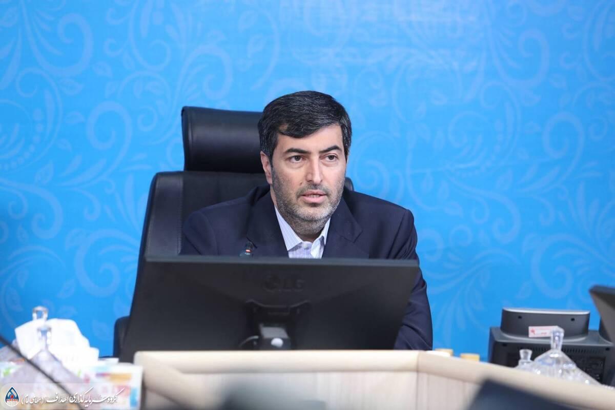 به گزارش حاشیه سود به نقل از گروه سرمایه‌گذاری اهداف، مهدی عبوری، مدیرعامل گروه سرمایه‌گذاری اهداف با بیان اینکه عرضه تابان فردا، نقطه عطفِ توسعه دارایی‌های بازنشستگان صنعت نفت و هدایت سرمایه‌ها به بخش واقعی اقتصاد است، اظهار داشت: گروه سرمایه‌گذاری اهداف با هدف‌گذاری برای اجرای بزرگ‌ترین عرضه اولیه در تاریخ بورس ایران و با تکیه بر استراتژی توسعه دارایی‌های بازنشستگان صنعت نفت، گامی بلند در جهت مردمی‌سازی اقتصاد برداشت. این اقدام که نتیجه یک سال بررسی‌های کارشناسی دقیق برای انتخاب بهترین زمان عرضه است، اکنون وارد مرحله عملیاتی شده است.