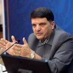 به گزارش حاشیه سود به نقل از اتاق اصناف ایران، محمدصادق مفتح با بیان اینکه مشکلات سامانه جامع تجارت از دو جنبه قابل بررسی است، افزود: از یک سو، بخشی از اصناف اطلاعات را به‌درستی در سامانه ثبت نمی‌کنند و از سوی دیگر، این سامانه دارای نواقصی است که موجب بروز مشکلات و دشواری‌هایی برای فعالان صنفی می‌شود. از این‌رو، باید هر دو موضوع به‌صورت هم‌زمان مورد بررسی قرار گیرد.