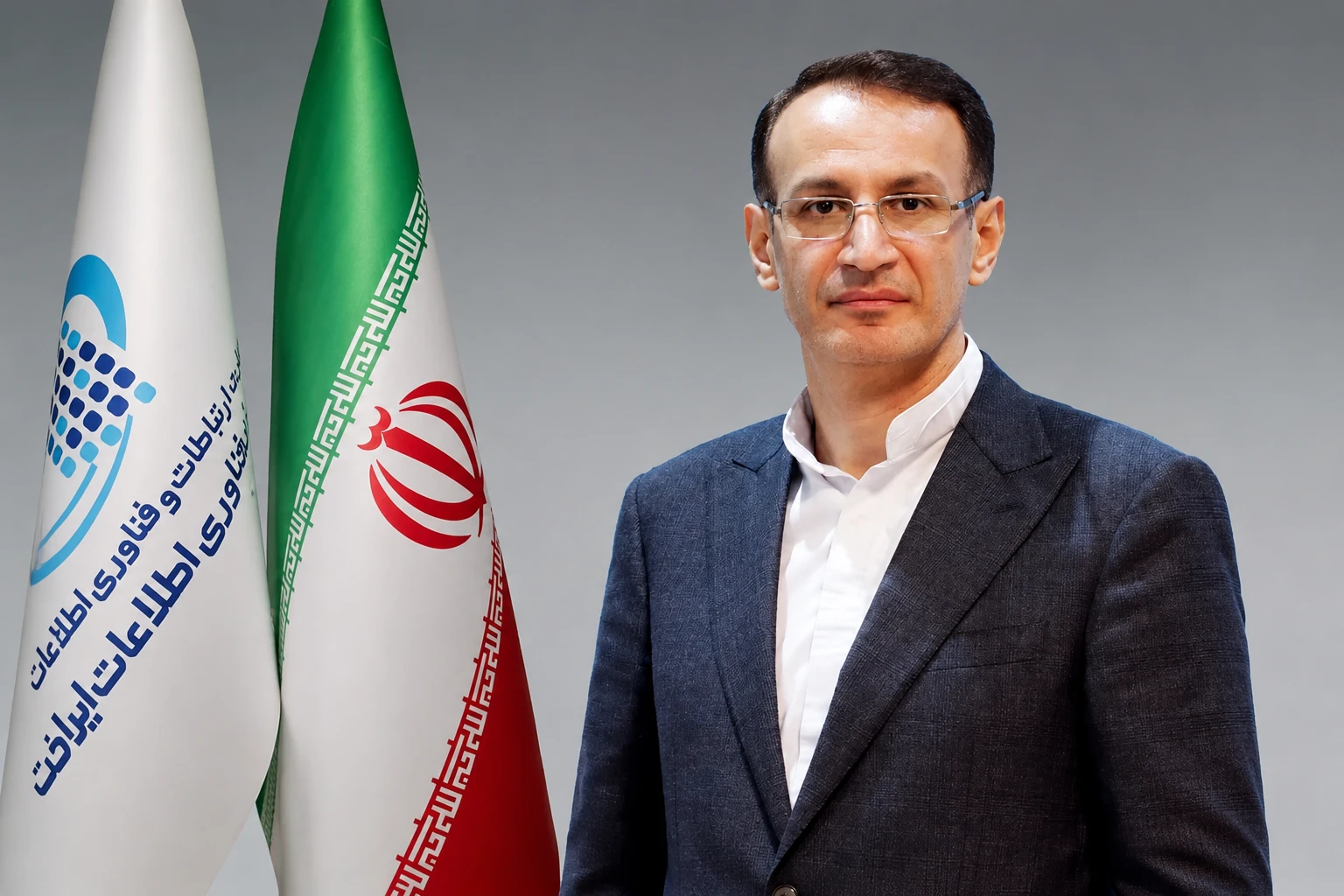 به گزارش حاشیه سود به نقل از روابط عمومی سازمان فناوری اطلاعات ایران، با صدور حکمی از سوی سید ستار هاشمی، وزیر ارتباطات و فناوری اطلاعات، حمیدرضا احمدیان (معاون محترم حکمرانی الکترونیک و هوشمندسازی دولت) به عنوان عضو غیرموظف هیئت‌عامل سازمان فناوری اطلاعات ایران منصوب شد.