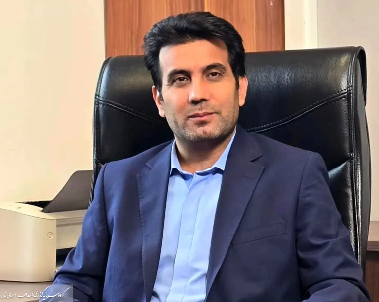 به گزارش حاشیه سود به نقل از روابط عمومی گروه سرمایه‌گذاری اهداف، متن کامل این یادداشت به این شرح است:  صنعت مالی جهان در سال‌های اخیر تحولات عمیقی را تجربه کرده است. اگر در گذشته بسیاری از نهادهای مالی و سرمایه‌گذاری، بخش عمده درآمد خود را از محل بازدهی دارایی‌ها تأمین می‌کردند، امروز الگوی موفق در میان هلدینگ‌های بزرگ مالی جهان بر ایجاد اکوسیستم‌های مالی یکپارچه استوار شده است.