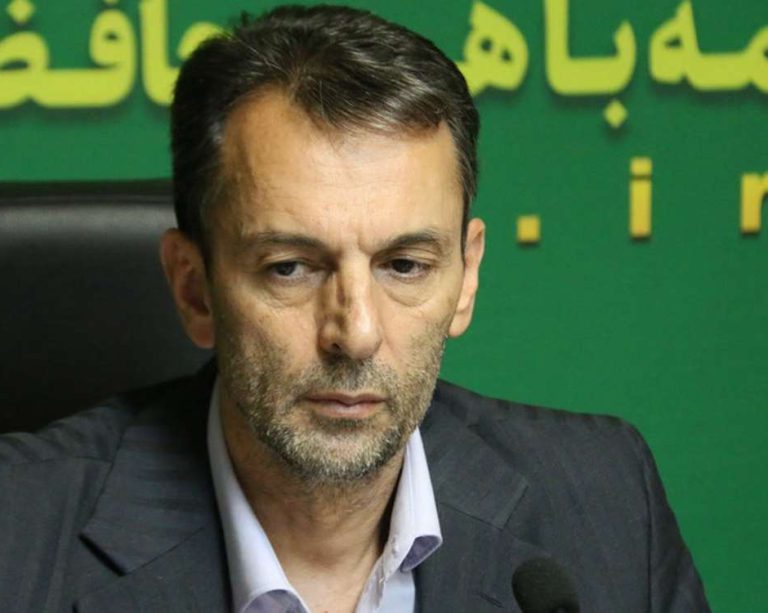 به گزارش حاشیه سود به نقل از روابط عمومی سازمان امور اراضی، داور نامدار در ششمین نشست هماهنگی اجرای این قانون اظهار کرد: از استان‌هایی که عملکرد مناسبی در این حوزه نداشته‌اند، انتظار می‌رود هرچه سریع‌تر نسبت به عقد قرارداد با شرکت‌های مشاور اقدام کنند.