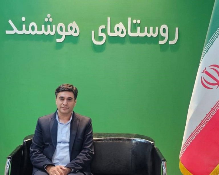 به گزارش حاشیه سود به نقل از روستا آنلاین، مدیرکل توسعه گردشگری داخلی وزارت میراث فرهنگی، گردشگری و صنایع دستی با تأکید بر ضرورت بهره‌گیری از فناوری‌های نوین و هوش مصنوعی در معرفی ظرفیت‌های گردشگری روستاها، از آمادگی این دفتر برای همکاری مشترک با طرح «روستایار» خبر داد و گفت: می‌توان با پیوند ظرفیت‌های حوزه گردشگری به این طرح، زمینه معرفی گسترده‌تر جاذبه‌ها و خدمات روستایی را در سطح ملی و بین‌المللی فراهم کرد.