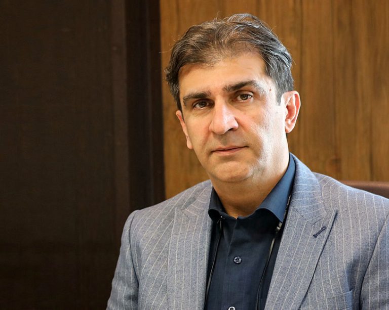 مهدی امیدوار سخنگو و خزانه‌دار اتاق اصناف ایران در گفت‌وگو با رادیو اقتصاد: